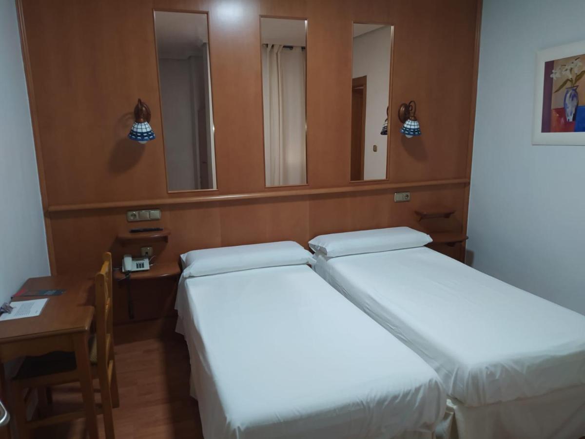 Hotel Aro'S Casas-Ibanez Ngoại thất bức ảnh